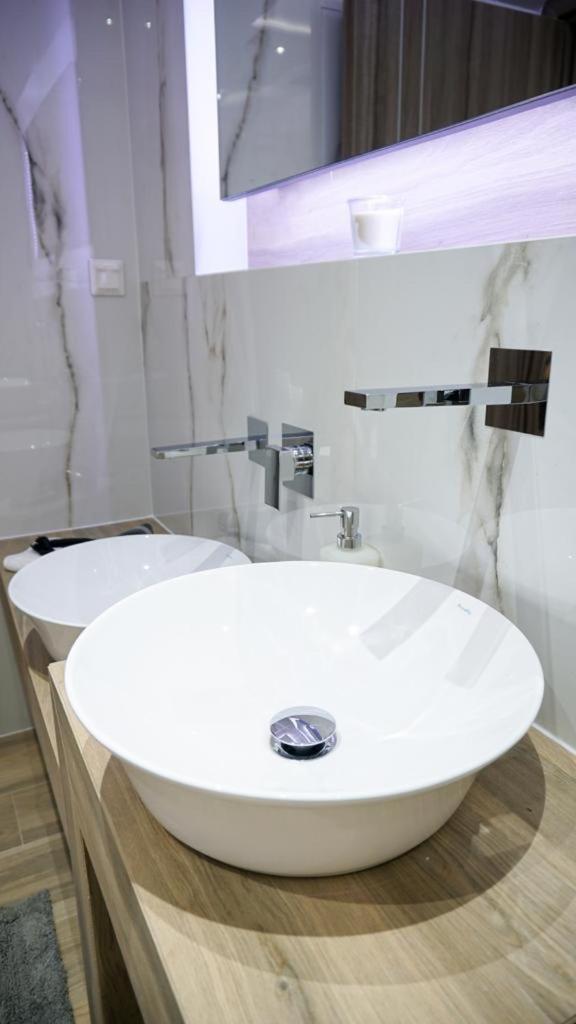 P & K Design Ltd Flats By Rentals Pro Services - Nea Moudania Zewnętrze zdjęcie